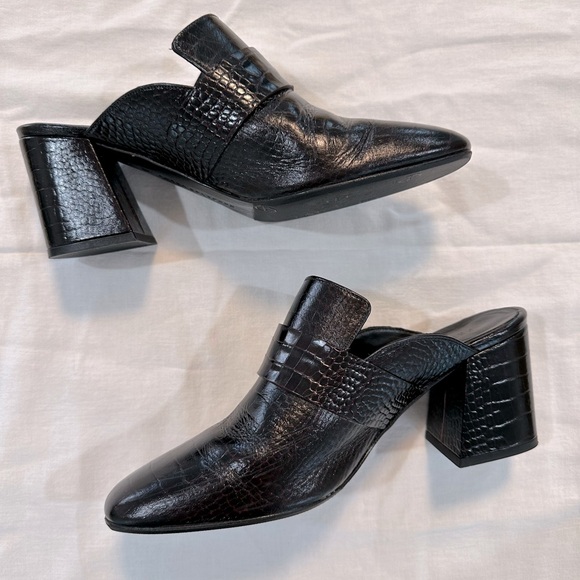 Freda Salvador CROCODILE MULES size 8.5 - Picture 5 of 5